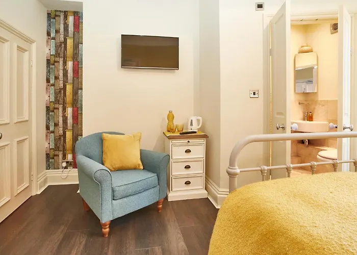 Dillons Of Bed & Breakfast Whitby