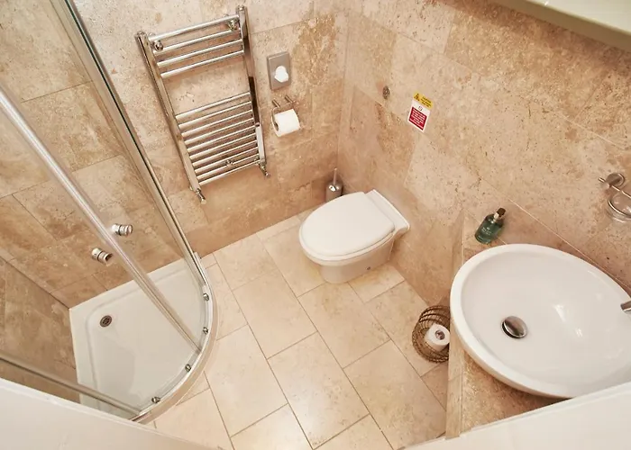 Bed & Breakfast Dillons Of 5*