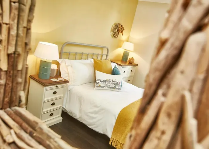 Dillons Of Bed & Breakfast Whitby